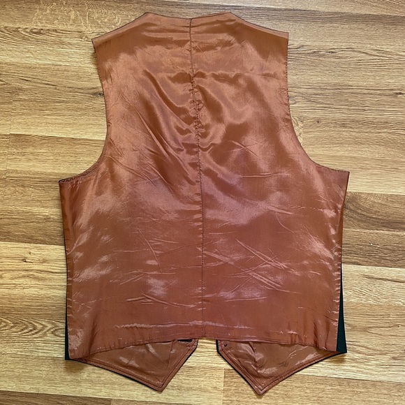 Vintage forest green vest with copper lining. - Picture 2 of 5